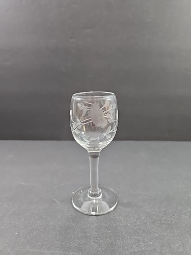 Princess House Heritage Cordial Glass - Picture 2 of 5