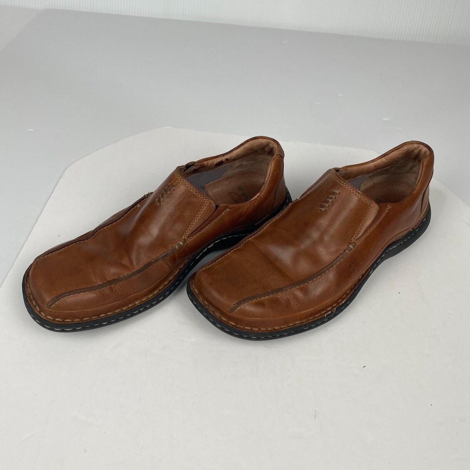 Clarks Men's Brown Leather Upper Slip On Loafers Size 9 M Shoes Comfort