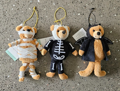 3er Set Halloween Teddys Hängedeko, Dracula, Skelett & Mumie 14 cm