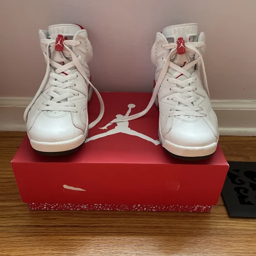 Air Jordan 6 Retro Red Oreo
