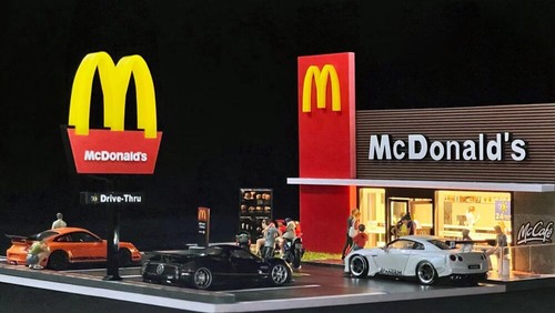 1/64 Diorama Car Garage Model with Lighting City Street Gas Station Scene Models - Picture 7 of 40
