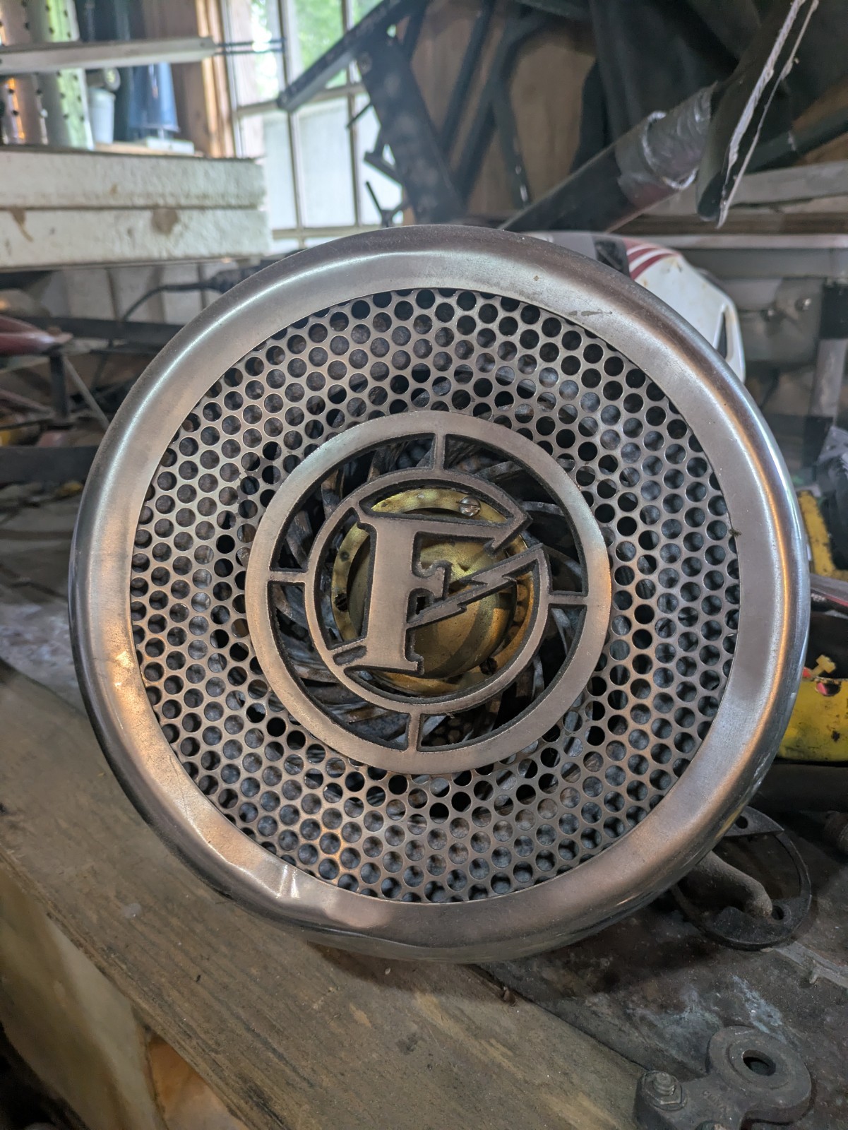 Federal Signal Q Q2B fire truck siren GOOD RUNNING CONDITION 