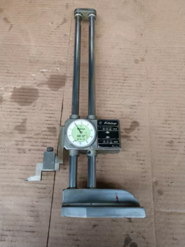 Mitutoyo Japan .001-12" Metric Dial Height Gauge Precision Measurement #192-116