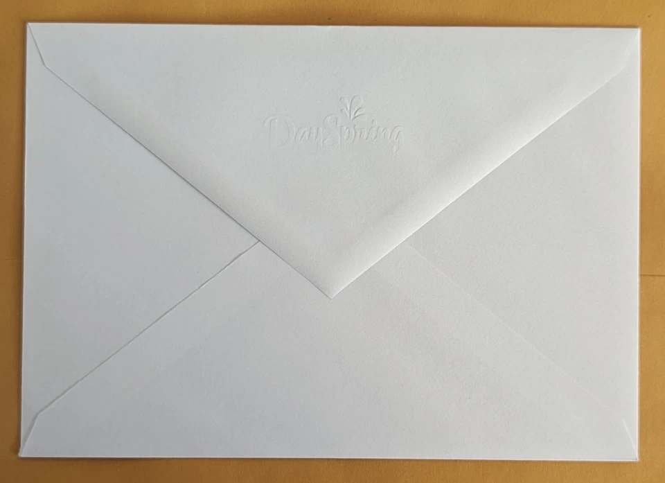 "It's Easter!" Happy Easter Greeting Card (+ Envelope 5x7")/ Minnie Mouse - Image 4 of 4