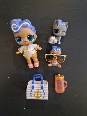 LOL Puppe Captain B.B Baby Bubble Family Konvolut Lil Sis Pet