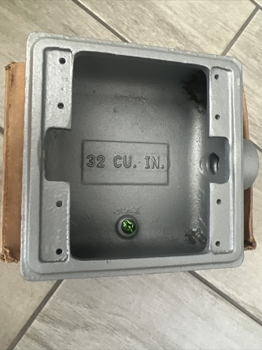 O-Z Gedney FS-2-50 Two-Gang Rigid Cast Iron Device Outlet Box 1/2" HUB - Afbeelding 2 van 5