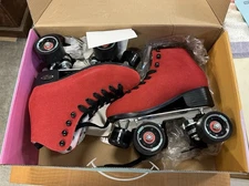 Foxy Roller Skates in Royal Red – Stylish Quad Skates in Size 6 – NEW in Box!