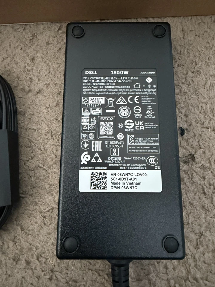 BRAND New Dell Pro Thunderbolt 4 Smart Dock - SD25TB4 180W Power Supply - Image 3 of 4