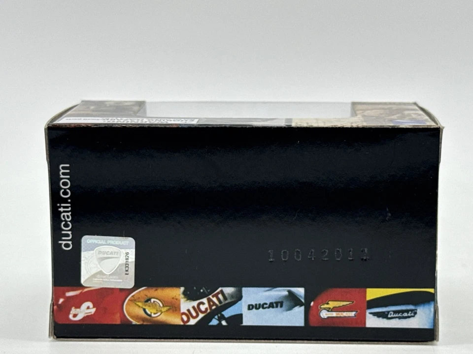 Motocicleta fundida a presión NewRay Ducati 750 Imola 1972 1:32 Foto 4 de 4