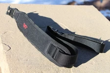 New BROWNING Licensed black ballistic nylon rifle sling RED embroidered logo