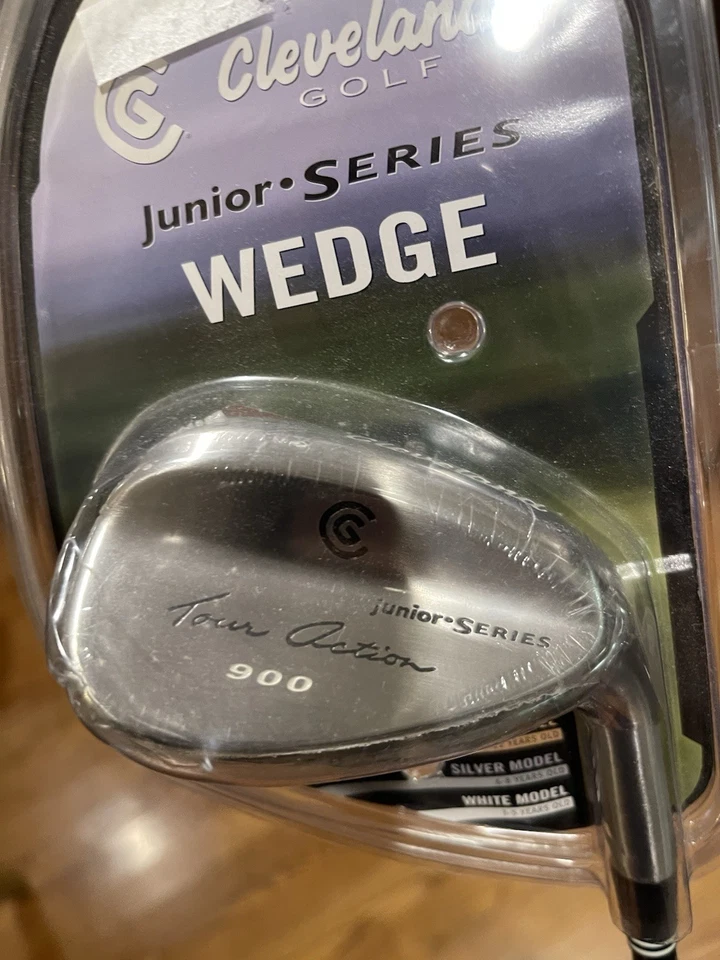 Cleveland Golf Junior Serie 56 Cuña Nunca Usada Foto 4 de 4