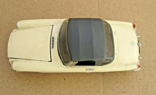 gebautes Plastikmodell Austin Healey von Airfix ? im Maßstab 1/32 - Bild 6 von 9