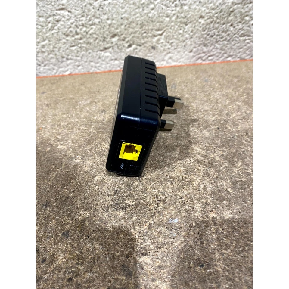 D-Link TalkTalk DHP-300AV Powerline Adapter Only Black 1x Ethernet Port UK Plug - Image 3 of 4