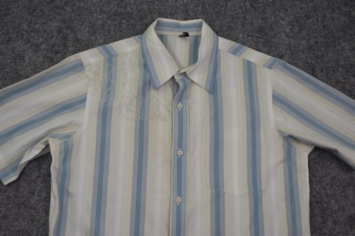 Rusty Button Shirt Medium Blue White Stripes Short Sleeve Surf Surfer Mens - Picture 2 of 12