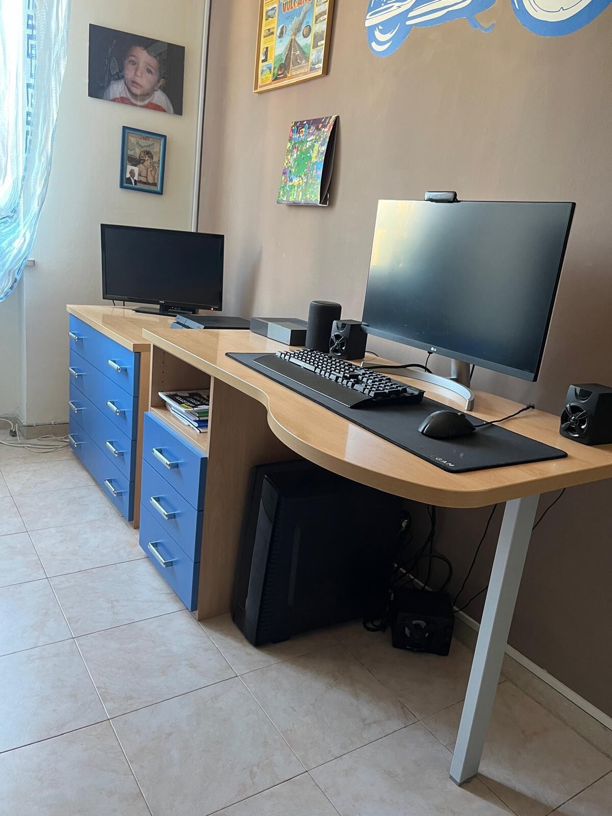Foto 2 di 9
