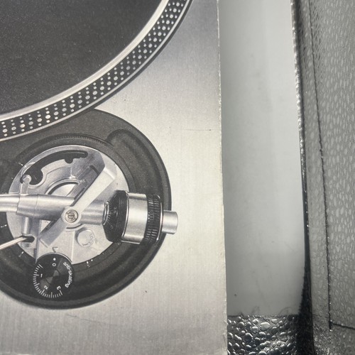 Hip Hop Raised Me - Hardcover, by Semtex DJ - Foto 4 di 20