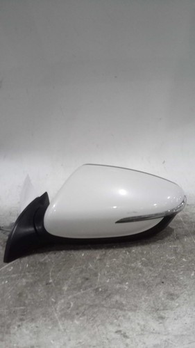Used Left Door Mirror fits: 2016 Kia Forte Power Hatchback power folding w/o cou
