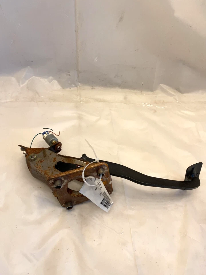 1998 丰田 COROLLA 制动停止踏板组件带传感器原始设备制造商 — 第 3/4 张图片