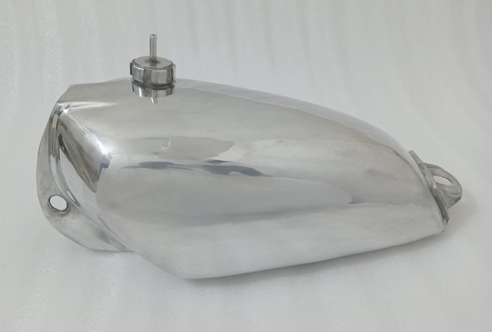 Honda CR125M 1974 Elsinore réplica aleación de aluminio tanque de combustible gasolina + tapa + grifo Foto 2 de 4