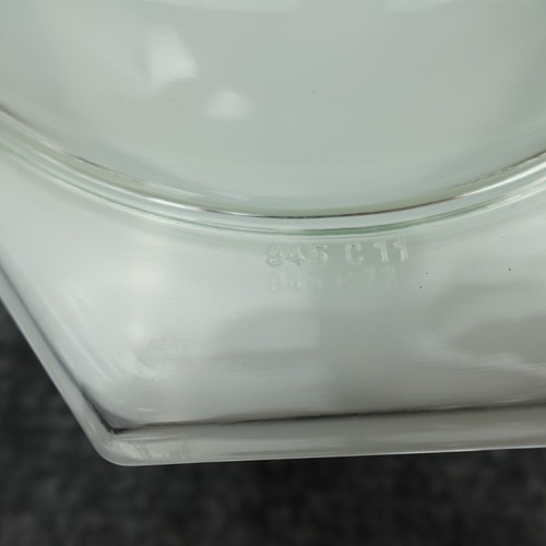 Pyrex Casserole Dish Town And Country Oval 1 1/2 Qt Divided W/ Lid Vintage - Picture 13 of 13