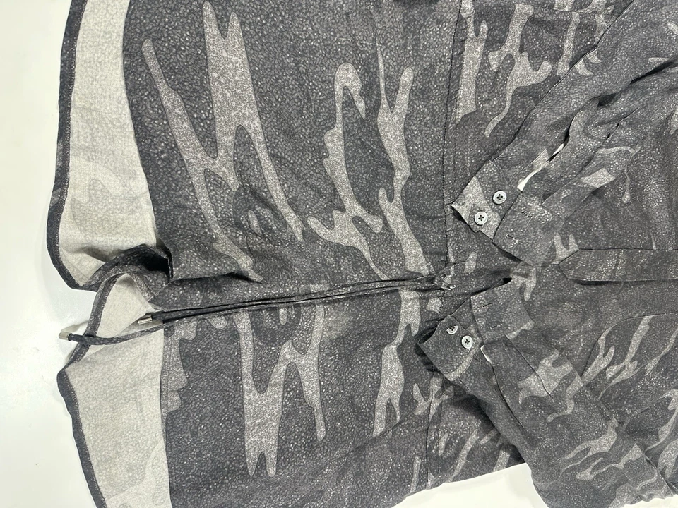 Romper Haute Hippie Feminino Xs Cinza Camuflado Raylon Shorts Amarrar Frente Manga Longa - Imagem 2 de 4