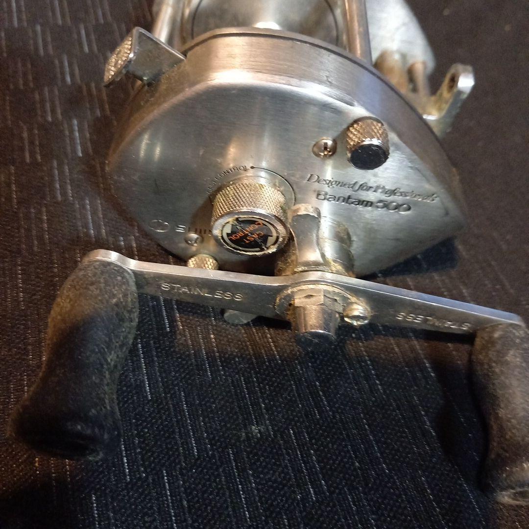 リール SHIMANO Bantam 500 Shimano Bantam 500 Vintage Reel Used Tackle with Scratches
