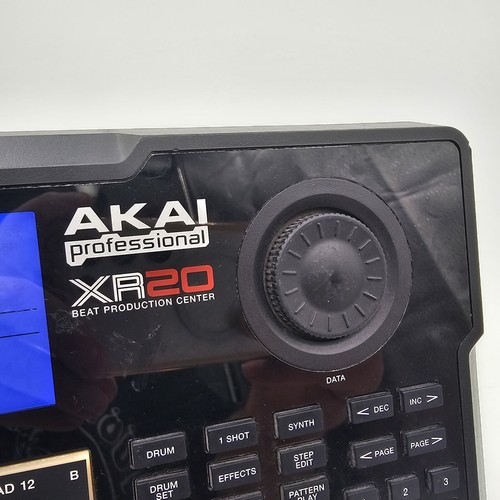 Akai Professional XR-20 Beat Production Center Digital Drum Machine Controller - Bild 5 von 19