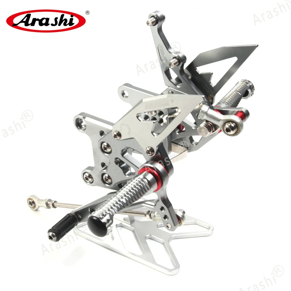 Reposapiés ajustable gris para Triumph Speed Triple 1050/R 2005-2010 Foto 4 de 4