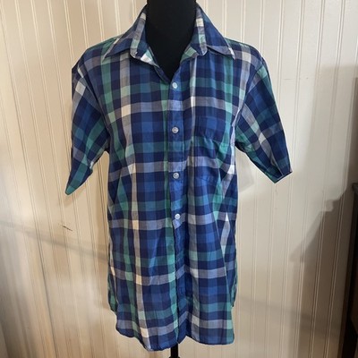 Vintage Bud Berma  Short Sleeve Button-up Size Medium 