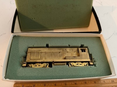 Vintage Hallmark Models: Brass  FM  H-12-44 Diesel Locomotive w/ Box