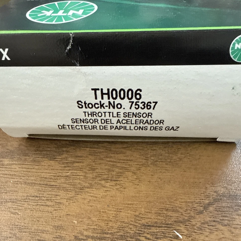 Sensor de posición del acelerador NGK NTK TH0006 para Saturn Aura TV 2007-2009 Foto 2 de 4