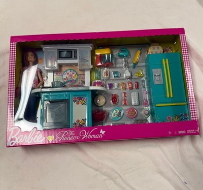 Barbie Ree Drummond The Pioneer Woman Kitchen Playset With Doll GBG53 New