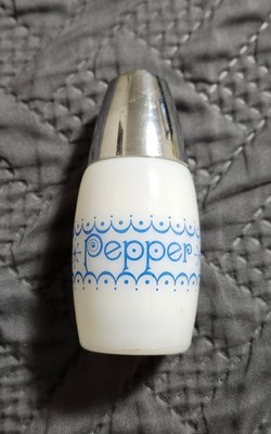 Vintage Gemco Westinghouse milk glass pepper shaker manuf in the late 1960-70s