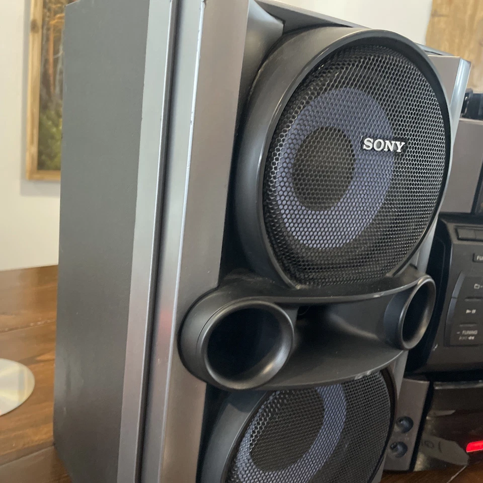 SONY MHC-EC79i MINI HIFI, CD, AM/FM, PC, IPod Docking Stereo Tested Works Great - Image 2 of 4