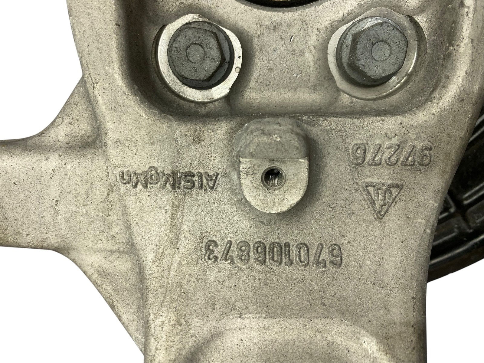 2021 MASERATI LEVANTE M161 FRONT LEFT SIDE SPINDLE KNUCKLE WHEEL HUB ASSY *10K*