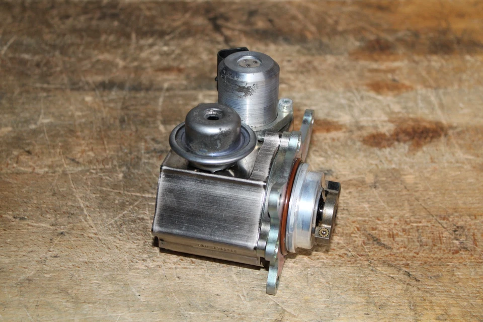 Топливный насос высокого давления 07–12 Mini Cooper S R55 R56 R57 1,6 л N14 Turbo - Изображение 3 из 4