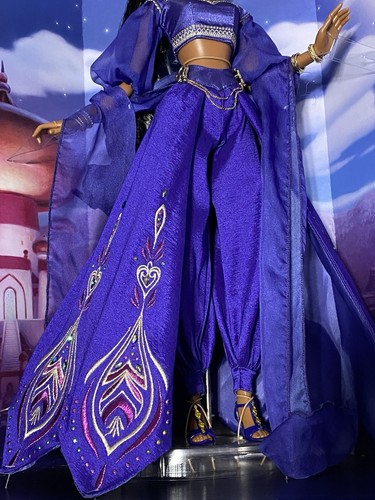 Disney 2022 30th Anniversary Limited Edition Jasmine Doll 17" New Aladdin LOW # - Picture 6 of 8