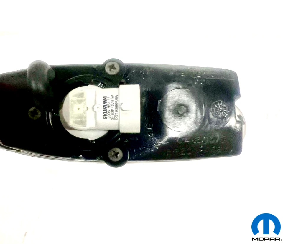 Original MOPAR 046307749 Nebelscheinwerfer vorne links CHRYSLER CIRRUS STRATUS - Imagem 3 de 4