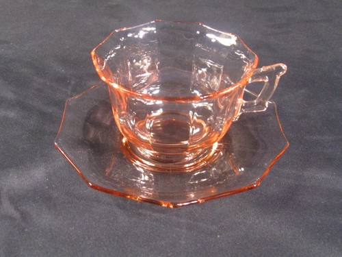 Cambridge Decagon Pink Cups & Saucers Set of 8 - Picture 10 of 19