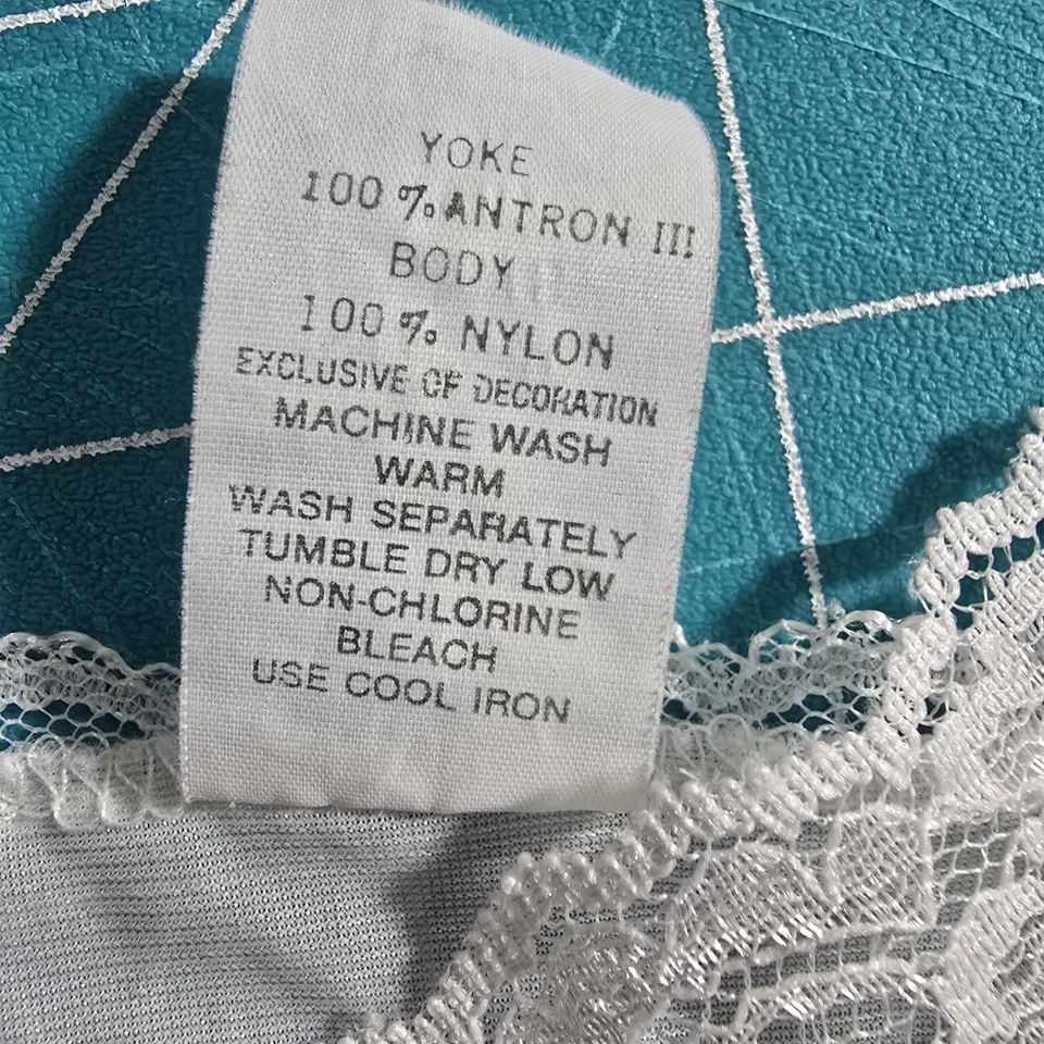 复古 Sears 尼龙全懒人白色花边装饰可调节肩带,尺寸 40 美国制造 — 第 2/4 张图片