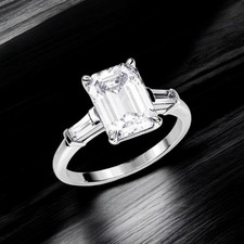Platinum Engagemnet Diamond Ring PT950 E F VVS Emerald 2.60 Carat IGI Lab Grown