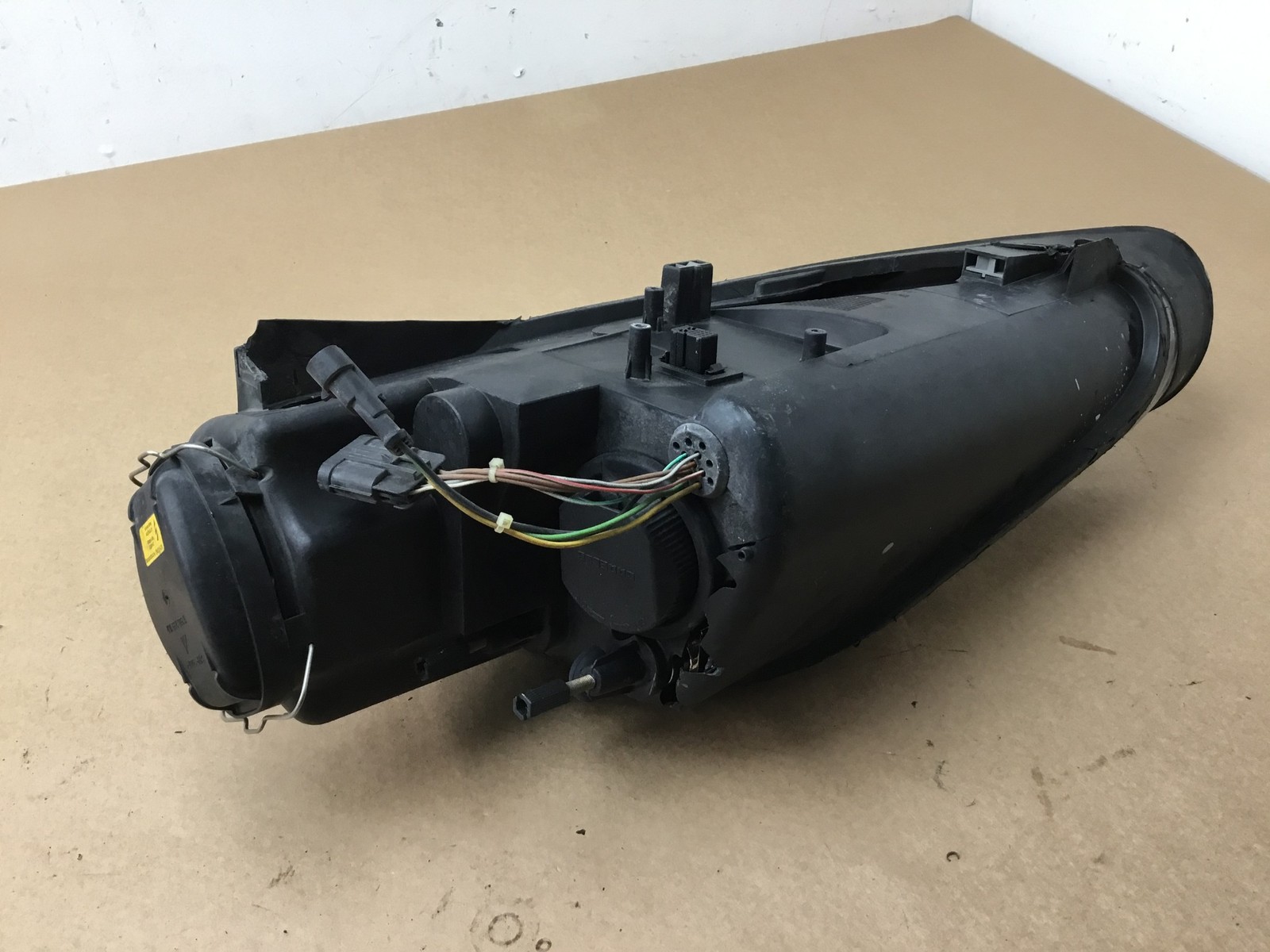 Maserati Coupe GT 2003 Front Right Headlight Light Lamp Xenon 02-06 ;:Y