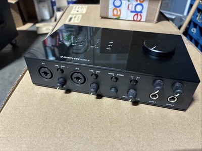 Native Instruments Komplete Audio 6 MK2 USB Audio Interface