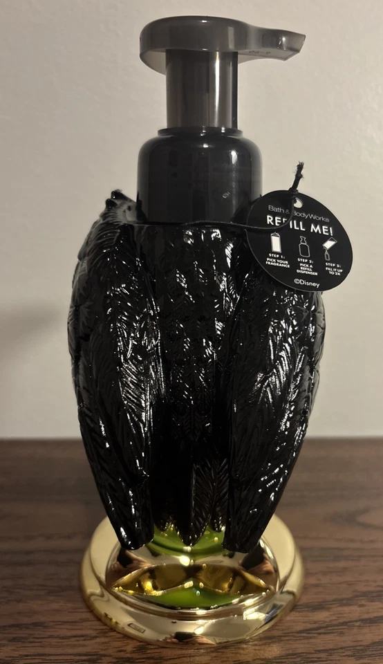 Dispensador de jabón de manos de espuma de cuervo maléfica Bath & Body Works villanos de Disney Foto 4 de 4