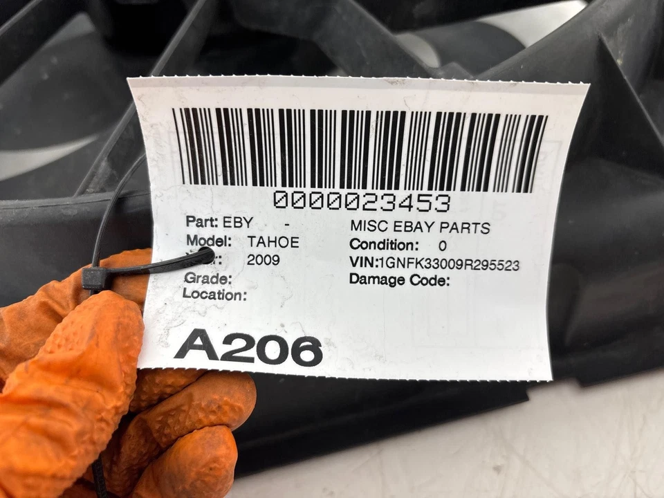 Вентилятор охлаждения радиатора в сборе 2007-2012 Chevrolet Tahoe от оригинального производителя - Изображение 4 из 4