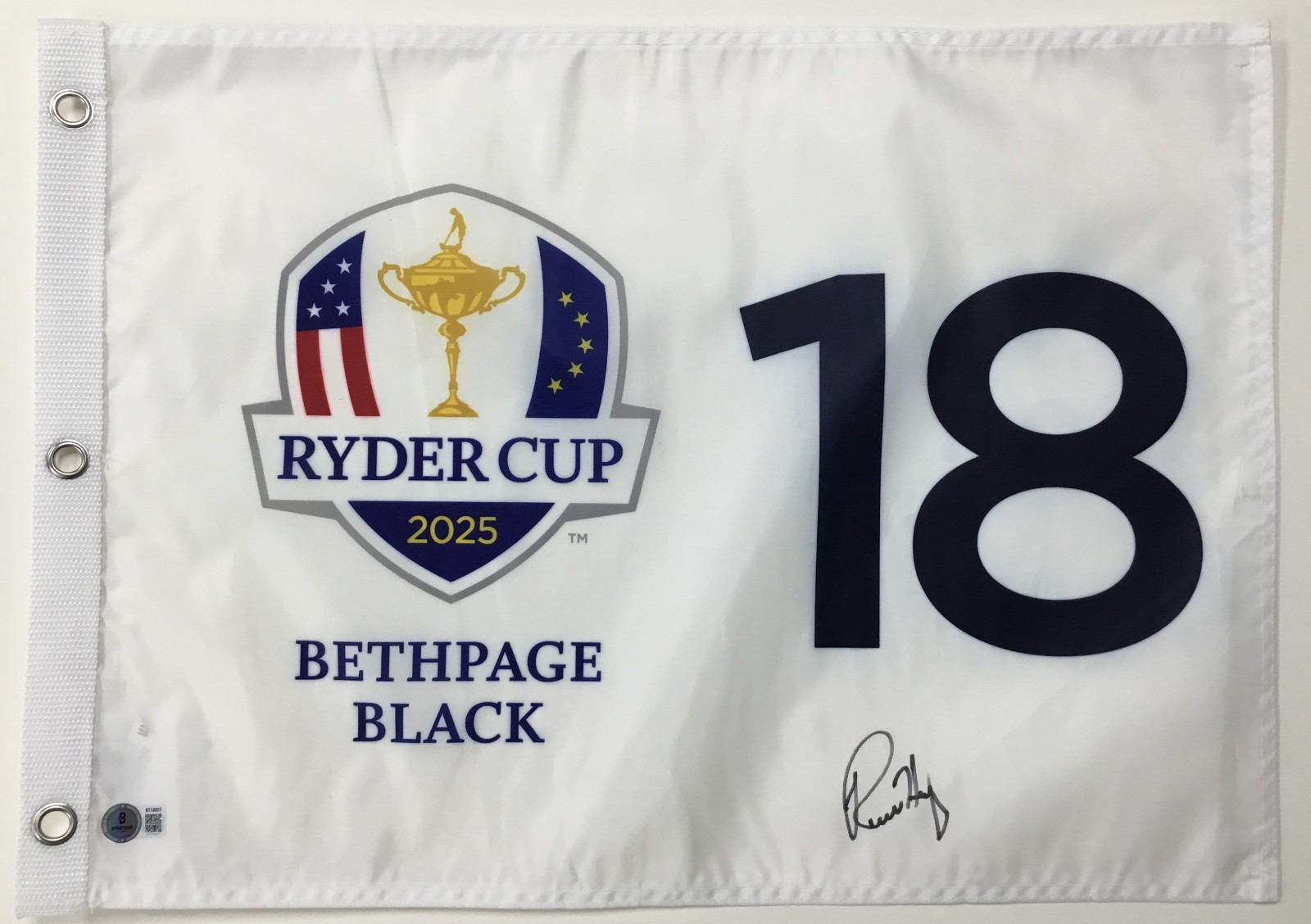 Russell Henley Autographed Signed 2025 Ryder Cup Bethpage Black 18 Pin Flag Beckett BT18822 