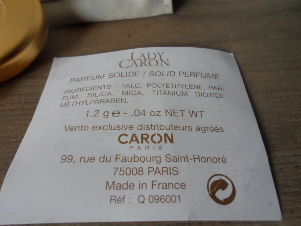 Lady Caron SOLID Perfume Perfume Sólido 0.4 OZ / 1.2 g Nuevo En Bolsa Caron Paris Foto 4 de 4