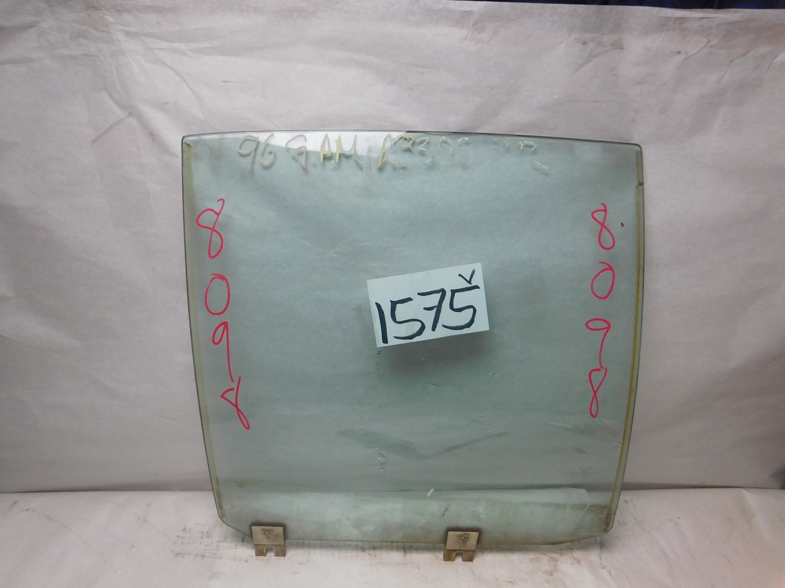 94 95 96 97 98 Pontiac Grand Am REAR PASSENGER Side Door Glass USED 1575-V