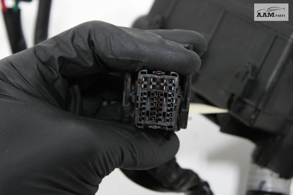 2020-2021 NISSAN VERSA 1.6L FRONT ENGINE BAY ROOM HEADLIGHT WIRING HARNESS OEM - Image 4 of 4