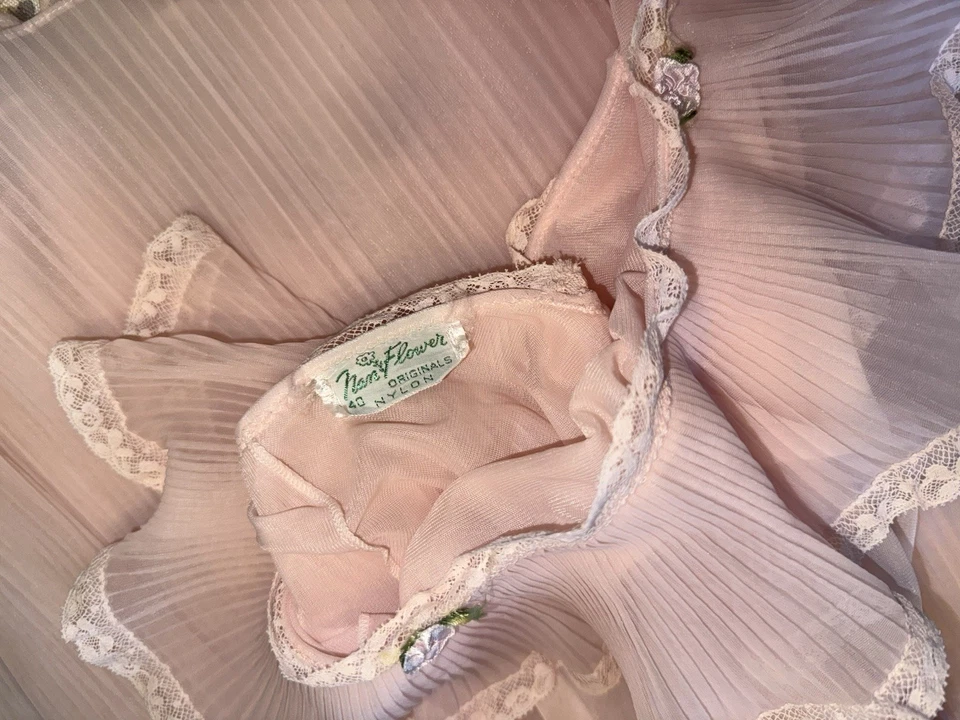 Vintage Pink Satin Rayon Lace Nightgown Nan Flower Bridal Rare Lingerie - Image 3 of 4